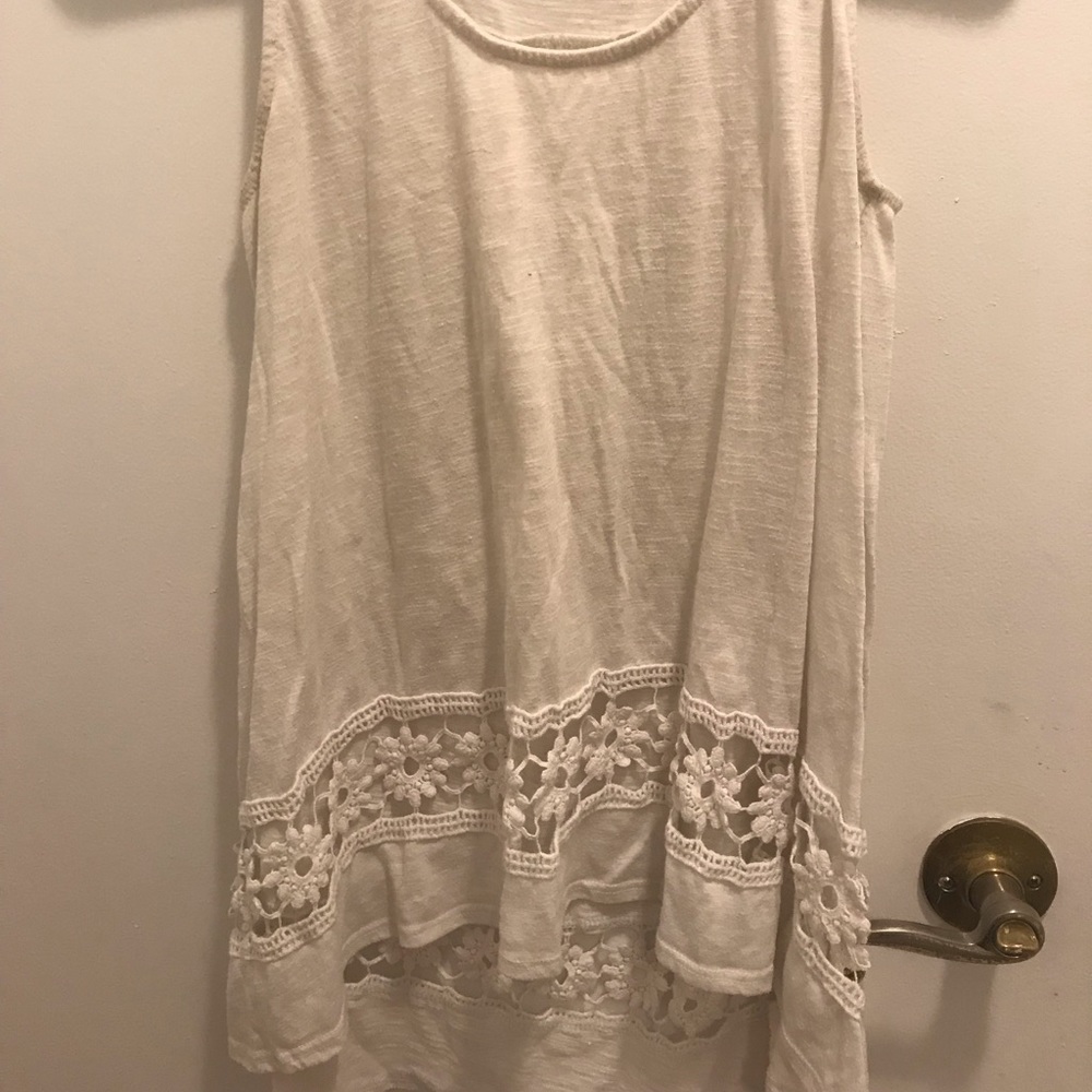 Cute cutout summer tank